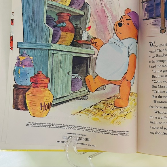 Walt Disney’s Winnie-The-Pooh Meets Tigger Vintage Hardcover Picture Book - Picture 2 of 6